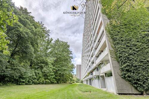 Sehr viel grün um die Wohnanlage - 