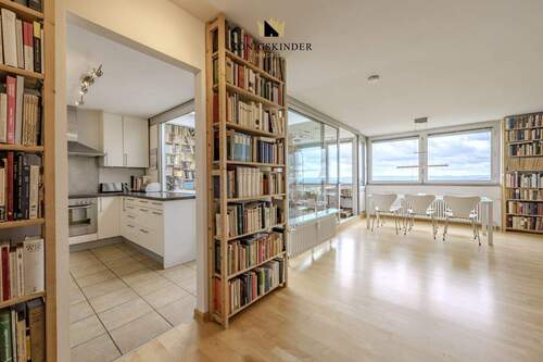 Küche / Wohn,- Essbereich mit angrenzendem Wintergarten - 3 Zimmer Etagenwohnung zum Kaufen in Stuttgart / Asemwald