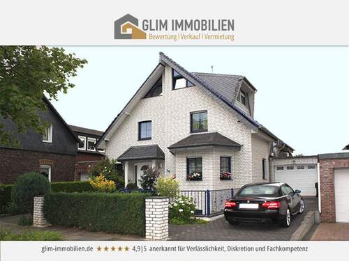 Fassade - Freistehendes, modernes EinZweifamilienhaus in Krefeld-Fischeln!
