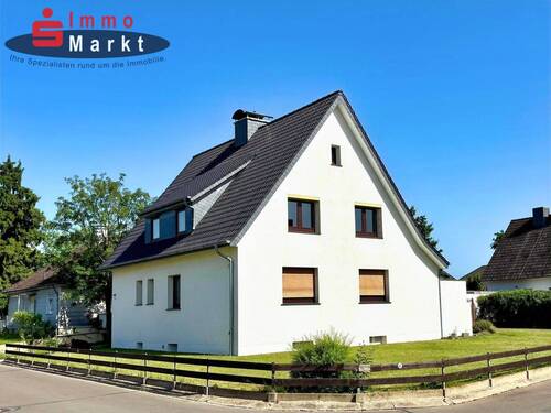 Straßenansicht - 8 Zimmer Mehrfamilienhaus, Wohnhaus zum Kaufen in Minden