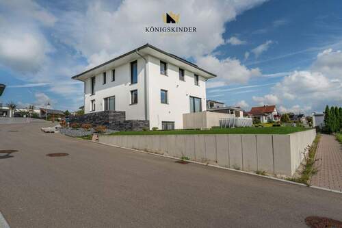 Stylisch und Modern... - 8 Zimmer Einfamilienhaus zum Kaufen in Dunningen / Stampfe