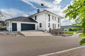 ...sogar mit Garage... - Einfamilienhaus mit 193,00 m² in Dunningen / Stampfe zum Kaufen