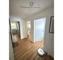 Hochwertig renovierte möblierte 2-ZKB mit EBK, Terrasse + Garage, sofort verfügbar - Saarbrücken / Sankt Arnual St Arnual