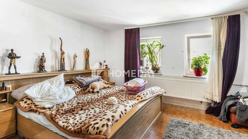 1. OG Schlafzimmer 2 1 - 