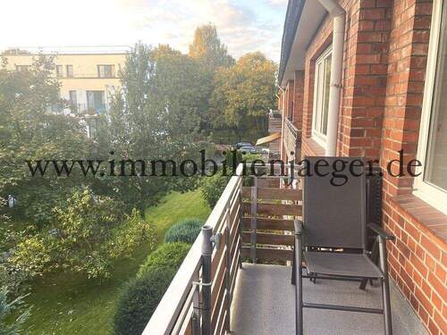 Balkon rechts - Etagenwohnung mit 53,00 m² in Hamburg zur Miete