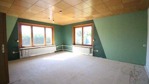 Schlafzimmer - 5 Zimmer Einfamilienhaus zum Kaufen in Aschersleben