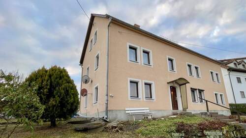 Ansicht Straße - Einfamilienhaus mit 147,00 m&sup2; in Glashütte zum Kaufen