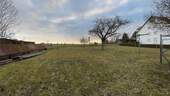 Blick ins Grundstück - 