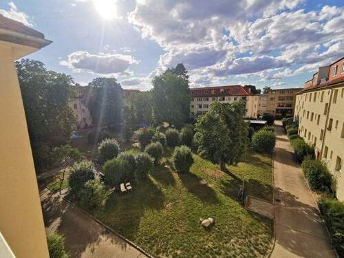 Innenhof im Sommer - 