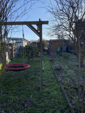 Garten hinterm Haus - 