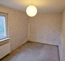 Zweifamilienhaus in Braunschweig (Waggum) mit Monteurszimmer auf Erbbaurecht - Braunschweig / Waggum