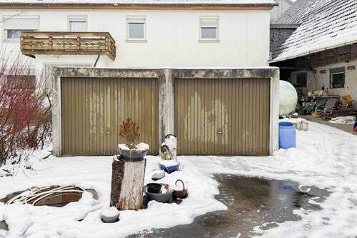 Garage - 