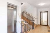 Treppenhaus H4 - 