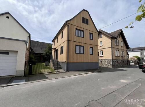 Mit KI bearbeitet! - 