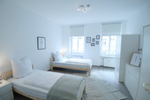 Schlafzimmer - Möblierte 2-Zimmer-Wohnung mit bis zu 4 Schlafplätzen & Balkon in Top-Lage
