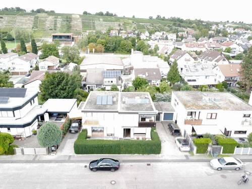 Weinberge & Wohnvielfalt - Weinberge & Wohnvielfalt – Doppelhaushälfte mit Einliegerwohnungspotenzial