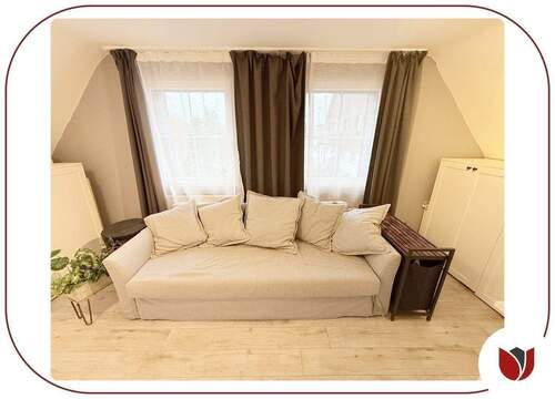 Weiteres Zimmer im OG – derzeit genutzt als Anklei - 