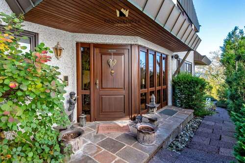 Treten Sie ein... - Einfamilienhaus mit 240,00 m&sup2; in Schorndorf zum Kaufen