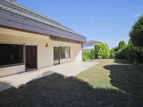 Bild 1 - Doppelhaushälfte mit Sonne, Garten und großzügigem Raumangebot