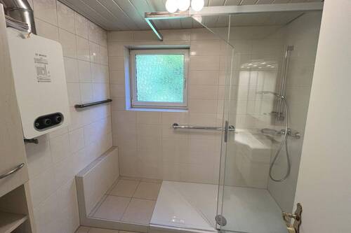 Duschbad mit Tageslicht - 