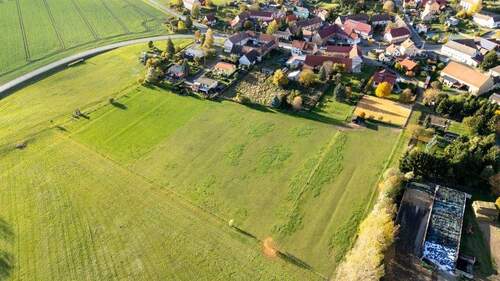 Drohnenansicht Grundstück - Einfamilienhaus mit 139,20 m&sup2; in Rauschwitz zum Kaufen