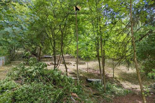 Artenreicher Baumbestand - Grundstück zum Kaufen in Ostfildern