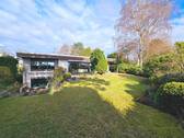 Hausansicht + Garten - 