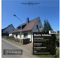 Freistehendes Ein- bzw. Zweifamilienhaus mit Einliegerwohnung auf einem großzügigen Grundstück mit traumhaftem Blick in begehrter und kinderfreundlic - Plettenberg
