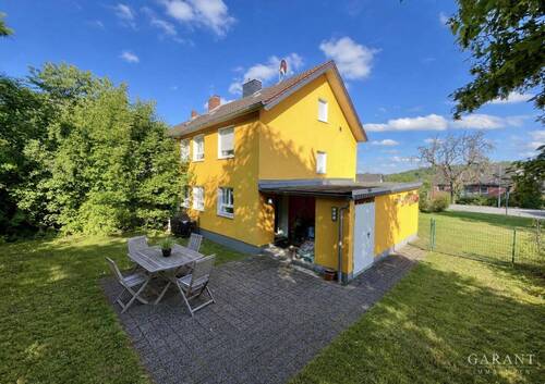 Garten/Hausansicht - ***Energieeffiziente DHH in ruhiger Lage***