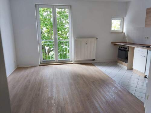 1690536181466 - 1. OG + Design-Belag +kleine Einbauküche inklusive !!! frei ab 1.3.26