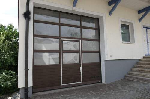 Große Garage links - 