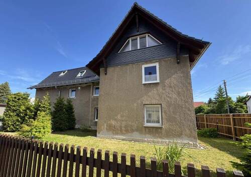 Hausansicht - 8 Zimmer Einfamilienhaus zum Kaufen in Bad Klosterlausnitz