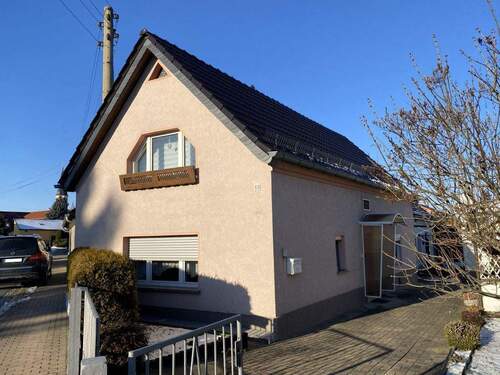 Bild1 - Gemütliches Einfamilienhaus mit Nebengelass in Zeithain