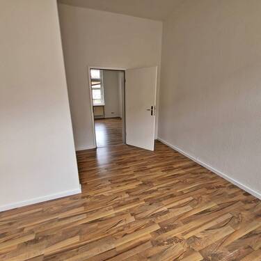 im Wohnzimmer - Etagenwohnung mit 33,00 m&sup2; in Schwerin zur Miete