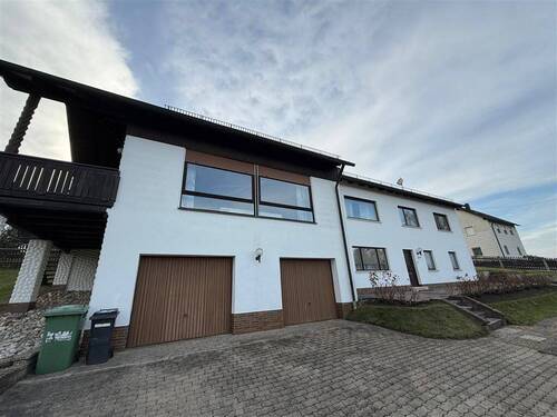 Ansicht_Ost2 - 5 Zimmer Einfamilienhaus in Neuhaus a d Pegnitz
