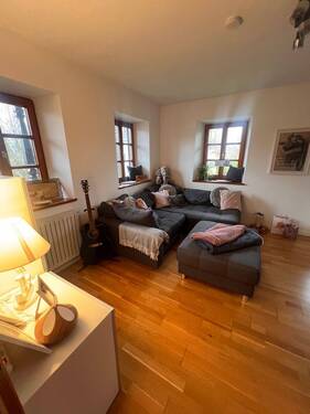 Blick in das Wohnzimmer Bild 4.jpeg - 