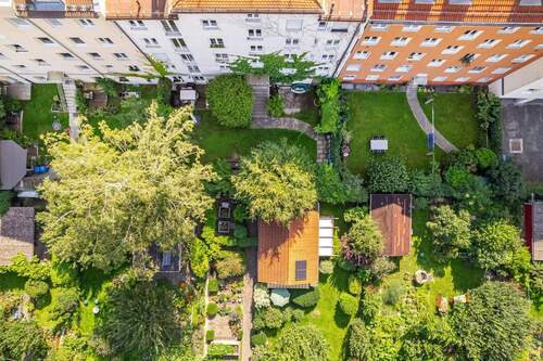 Rückwärtige Ansicht - Mehrfamilienhaus, Wohnhaus in München zum Kaufen