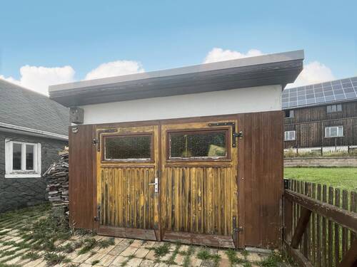 Garage - Einfamilienhaus mit 110,60 m² in Saalfeld zum Kaufen