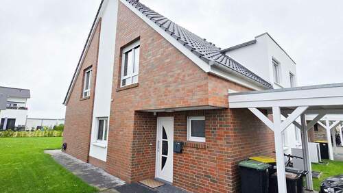 Hausansicht.jpg - 4 Zimmer Doppelhaushälfte zur Miete in Bohmte