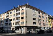 Hausansicht - Wie wärs damit? Hübsche Zwei-Zimmer-Wohnung mit EBK