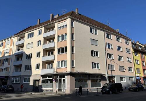 Hausansicht - Wie wärs damit? Hübsche Zwei-Zimmer-Wohnung mit EBK