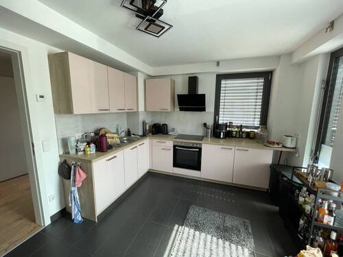Küche mit Einbauküche - 4 Zimmer Etagenwohnung zur Miete in Kappelrodeck