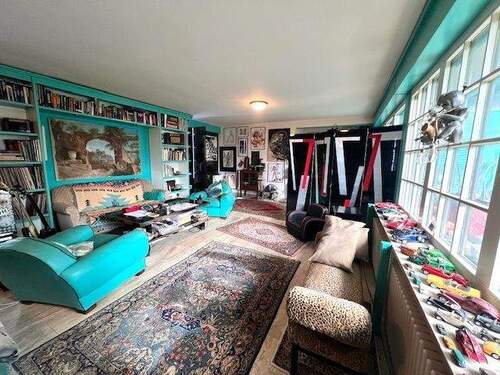 Wohnbereich , Ansicht 1 - 4 Zimmer Einfamilienhaus zum Kaufen in Saarbrücken