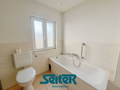 Bad.jpg - Einfamilienhaus mit 100,00 m&sup2; in Neuenburg am Rhein zum Kaufen