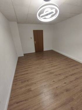 Zimmer - 3 Zimmer Etagenwohnung zur Miete in Nürnberg