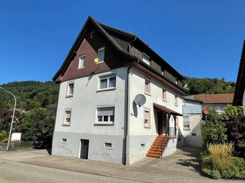 Außenansicht - 3 Zimmer Etagenwohnung zum Kaufen in Ottenhöfen