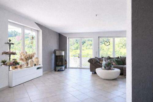 Bild 3 - 4 Zimmer Etagenwohnung in Lörrach-Hauingen