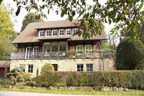 Bild 2 - 8 Zimmer Einfamilienhaus zum Kaufen in Damme