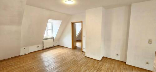 Kochen/Essen/Wohnen - Einziehen und Leben - Attraktive 2 Zimmer Wohnung in der Amberger Altstadt