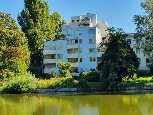 ...Zugang zum Lietzensee - 1 Zimmer Etagenwohnung in Berlin